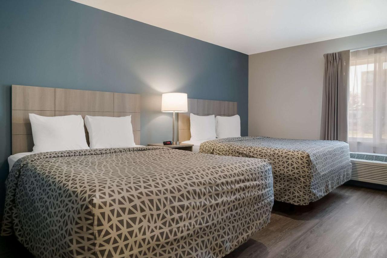 Woodspring Suites Detroit Sterling Heights Eksteriør bilde