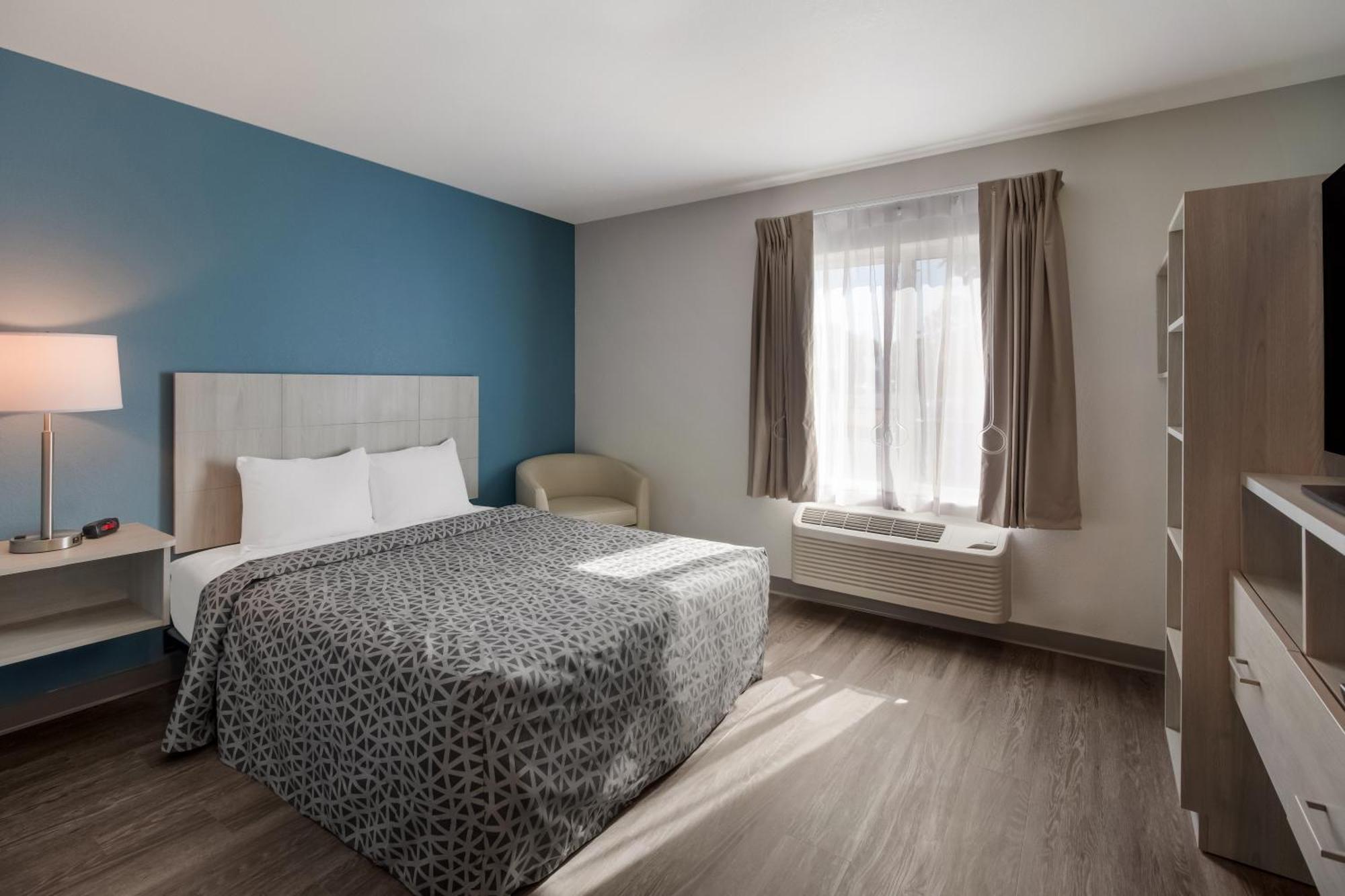 Woodspring Suites Detroit Sterling Heights Eksteriør bilde